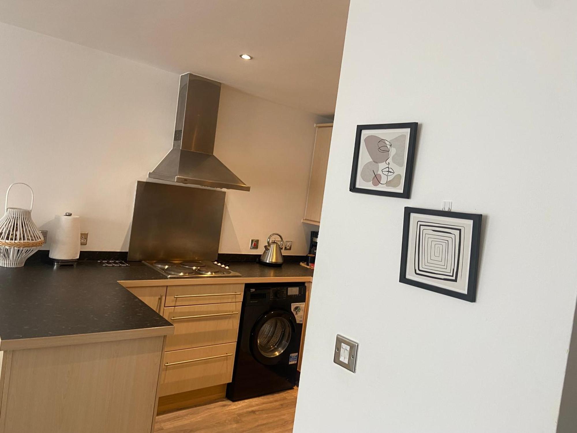 2 Bedroom Near Ocean Village Marina Port Apartment Southampton Exteriör bild